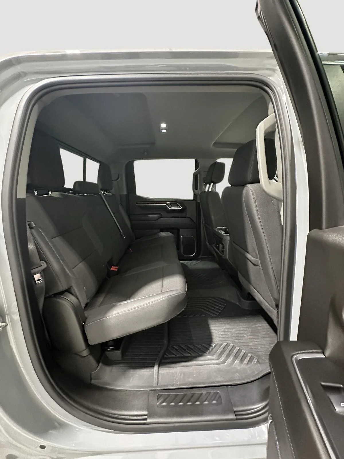 Used 2025 Slate Gray Metallic Chevrolet RST image 25