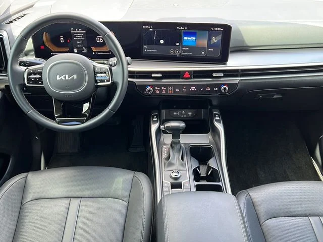 Used 2025 Black Kia S image 14