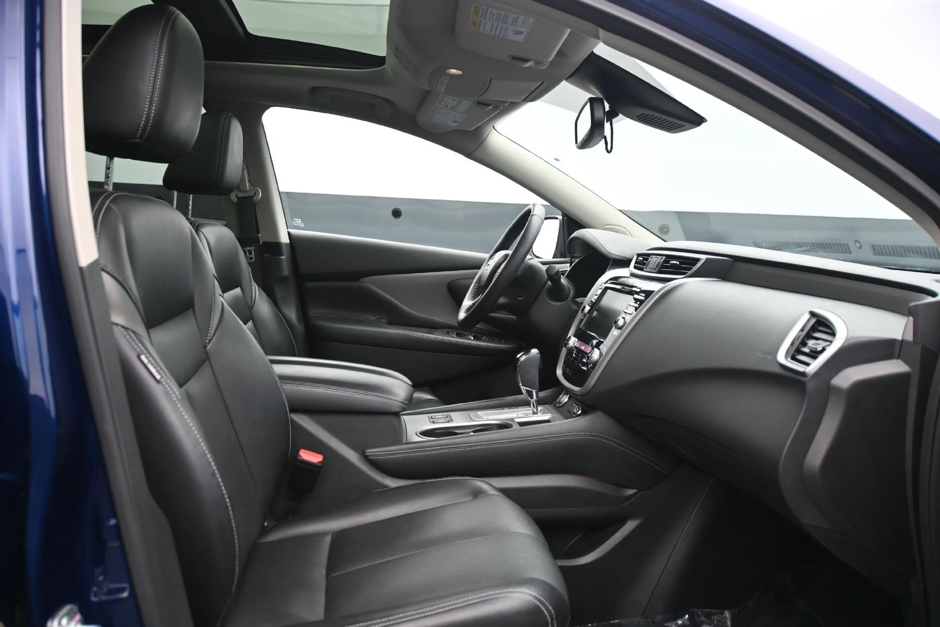 Used 2020 Deep Blue Pearl Nissan SL image 13