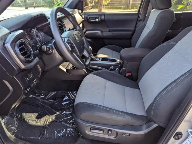 Certified Used 2023 SILVER ME. Toyota  image 24