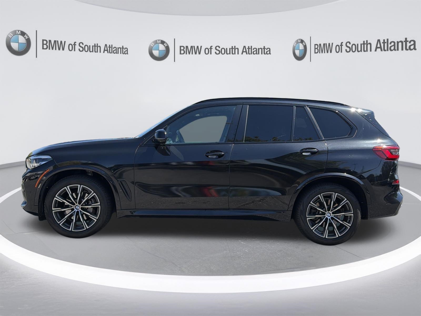 Used 2020 Black Sapphire Metallic BMW sDrive40i image 24