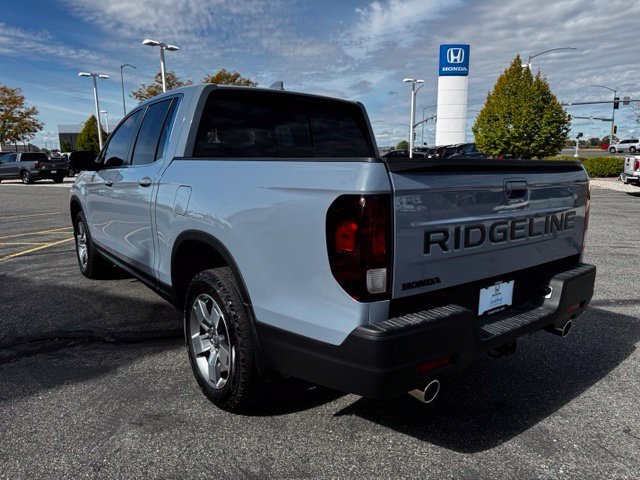 Used 2025  Honda RTL image 7