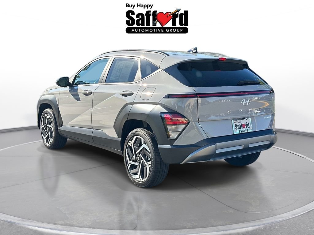 Used 2026 Gray Hyundai SEL Premium image 5