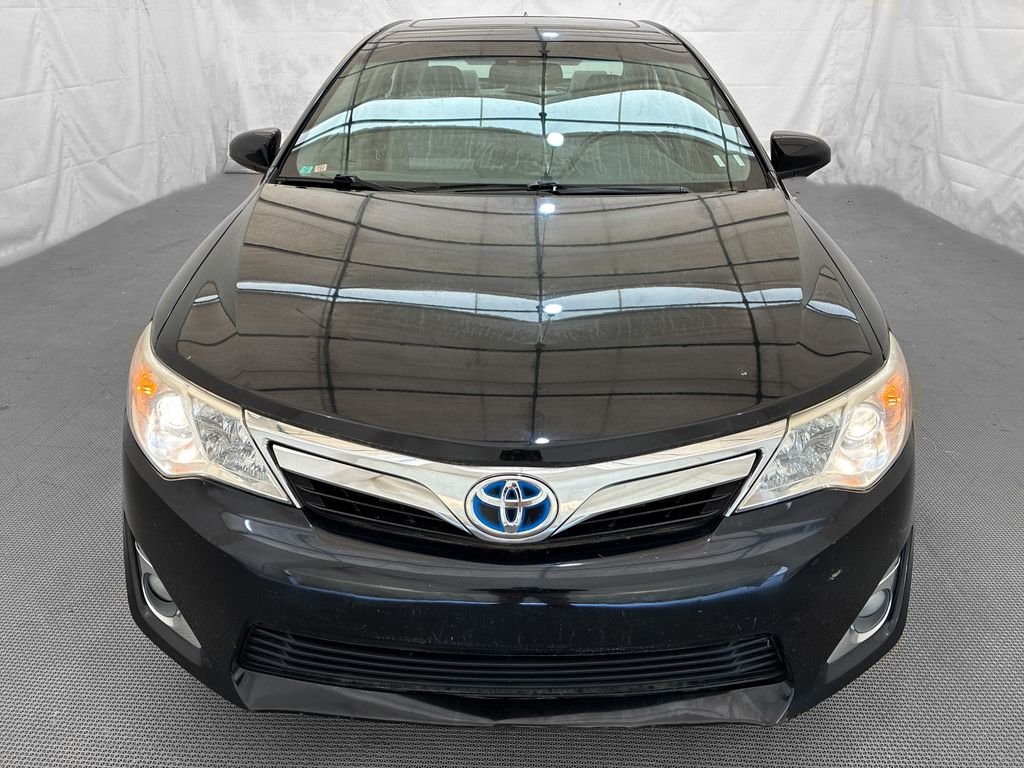Used 2012 Black Toyota XLE image 2