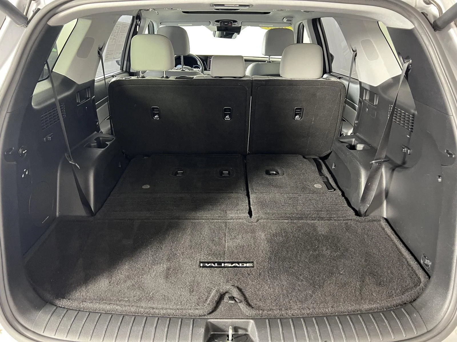 Used 2023 Typhoon Silver Hyundai SEL image 30