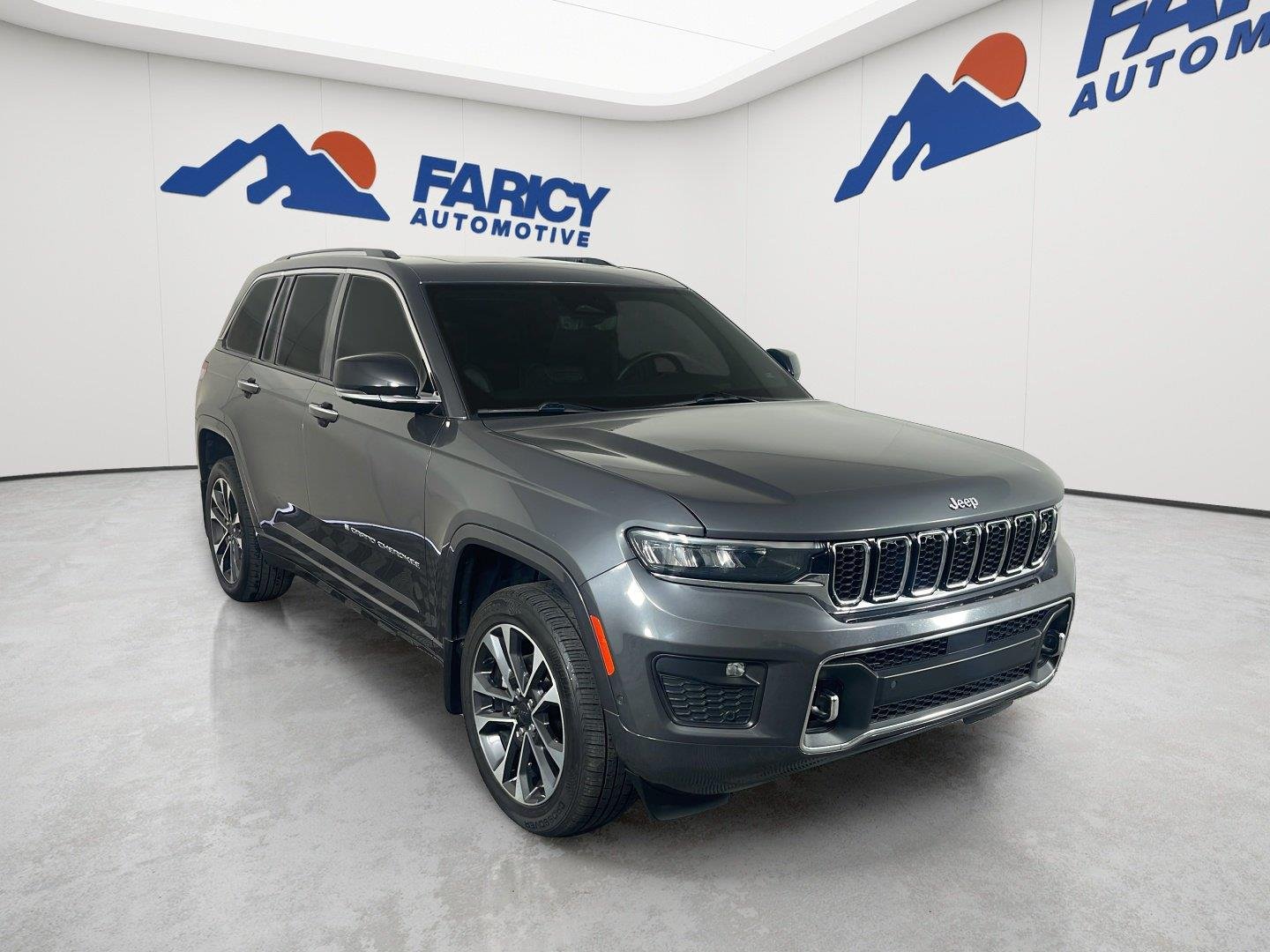 Used 2022 Baltic Gray Metallic Clearcoat Jeep Overland image 5