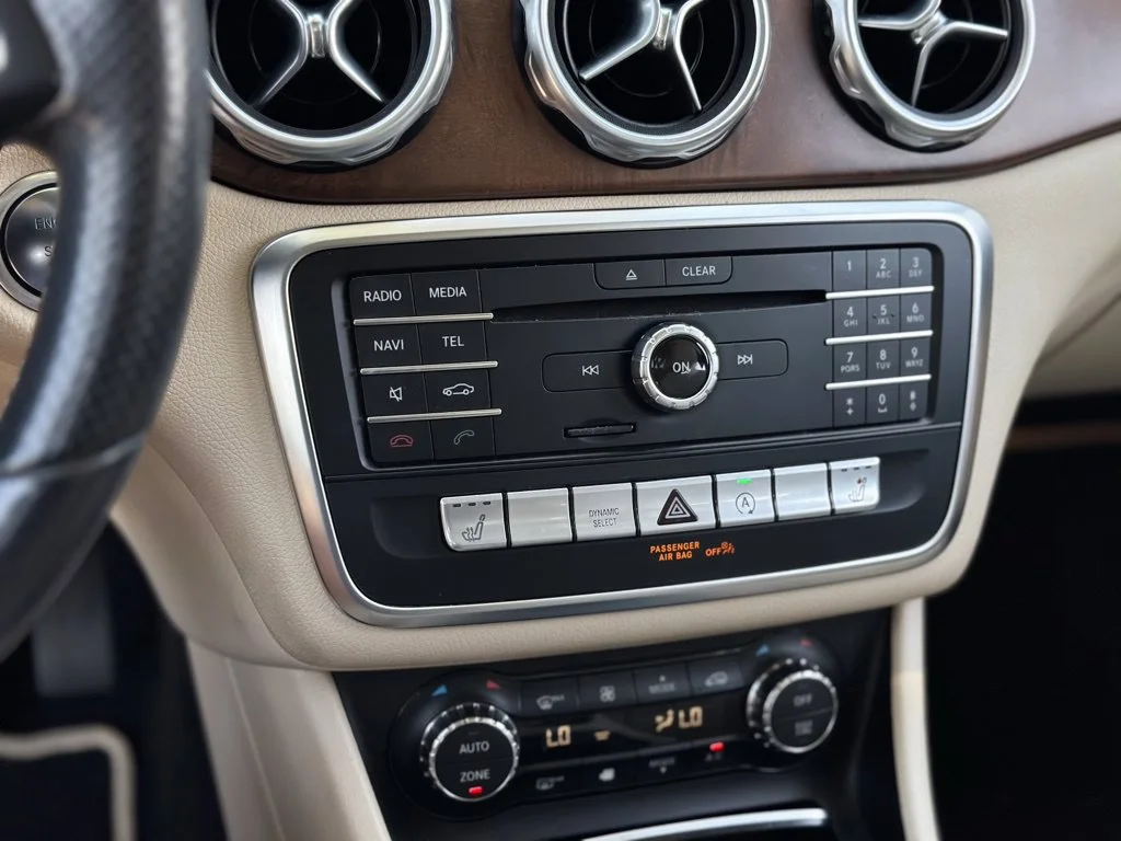 Used 2019  Mercedes-Benz GLA 250 image 11