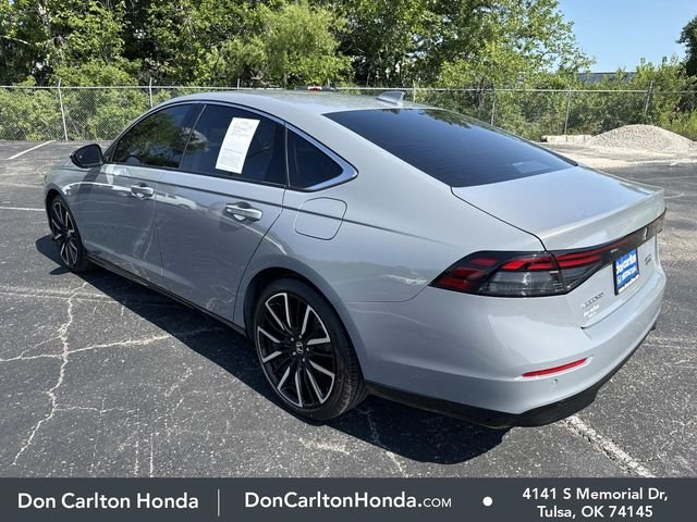 Used 2025 Urban Gray Pearl Honda Touring image 9