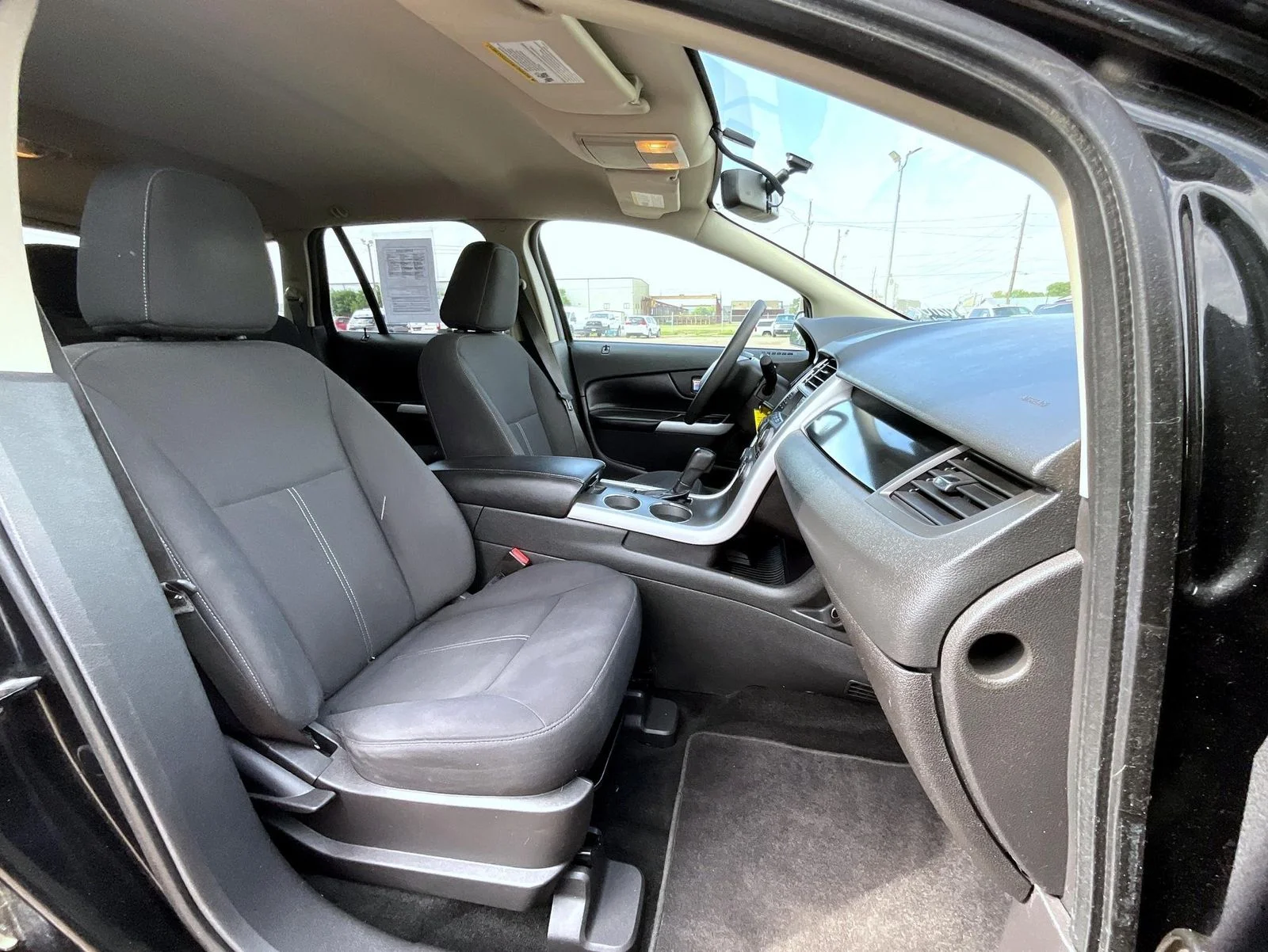 Used 2011 Black Ford SE image 16