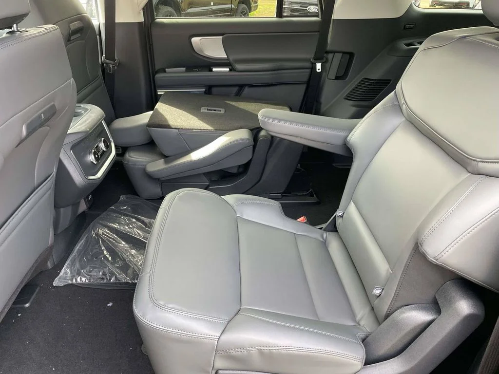 New 2026 Dark Matter Gray Metallic Ford MAX Active image 12