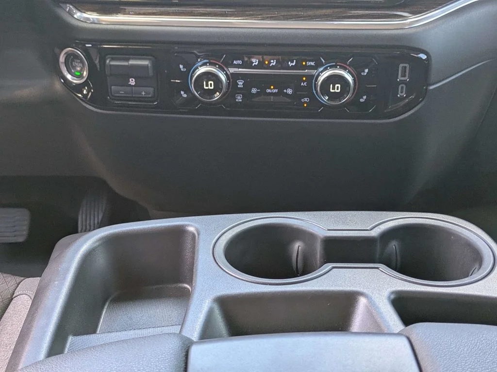 Used 2023 Black GMC SLE image 18