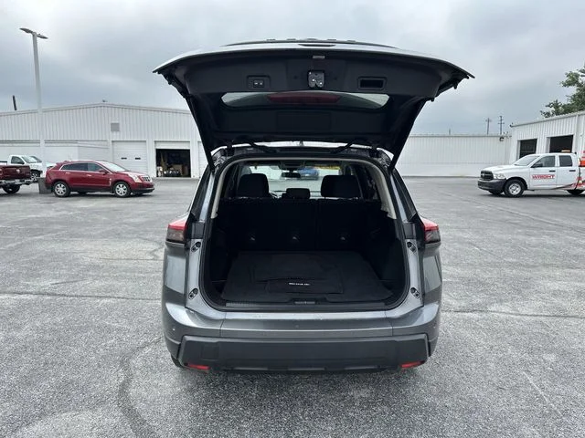 Used 2024 Gray Nissan SV image 21
