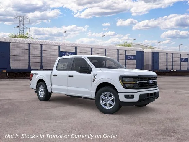 New 2026 Oxford White Ford XLT image 7