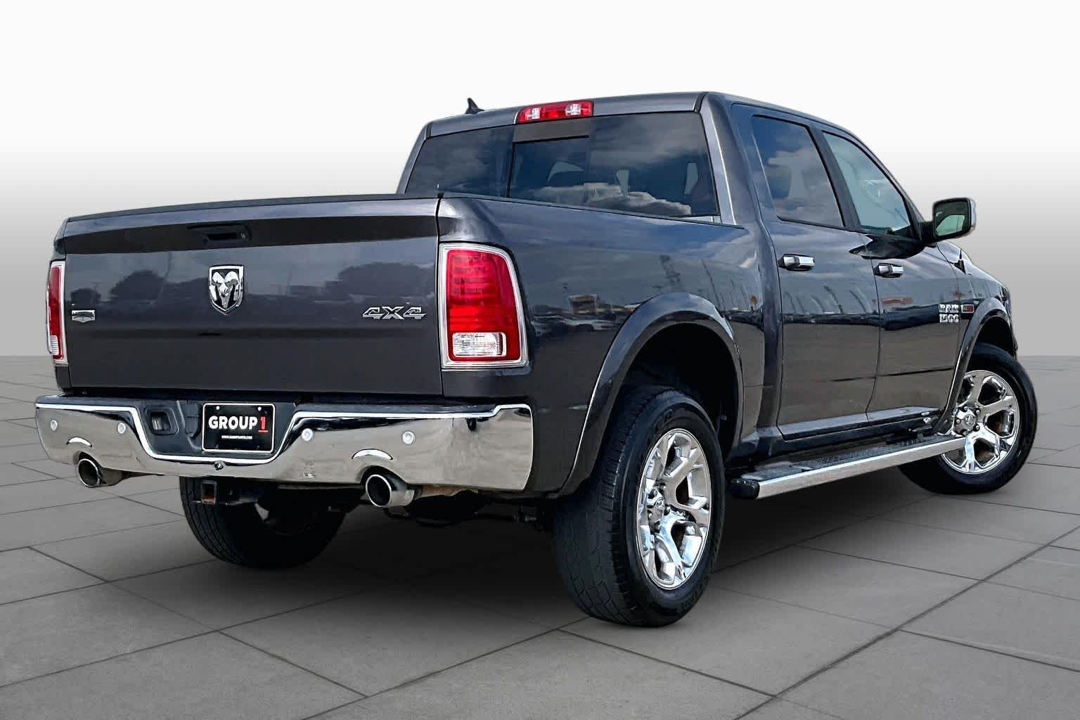 Used 2018 Granite Crystal Metallic Clearcoat Ram Laramie image 13