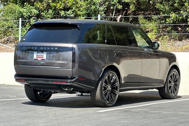 New 2026 Gray Land Rover SE image 5