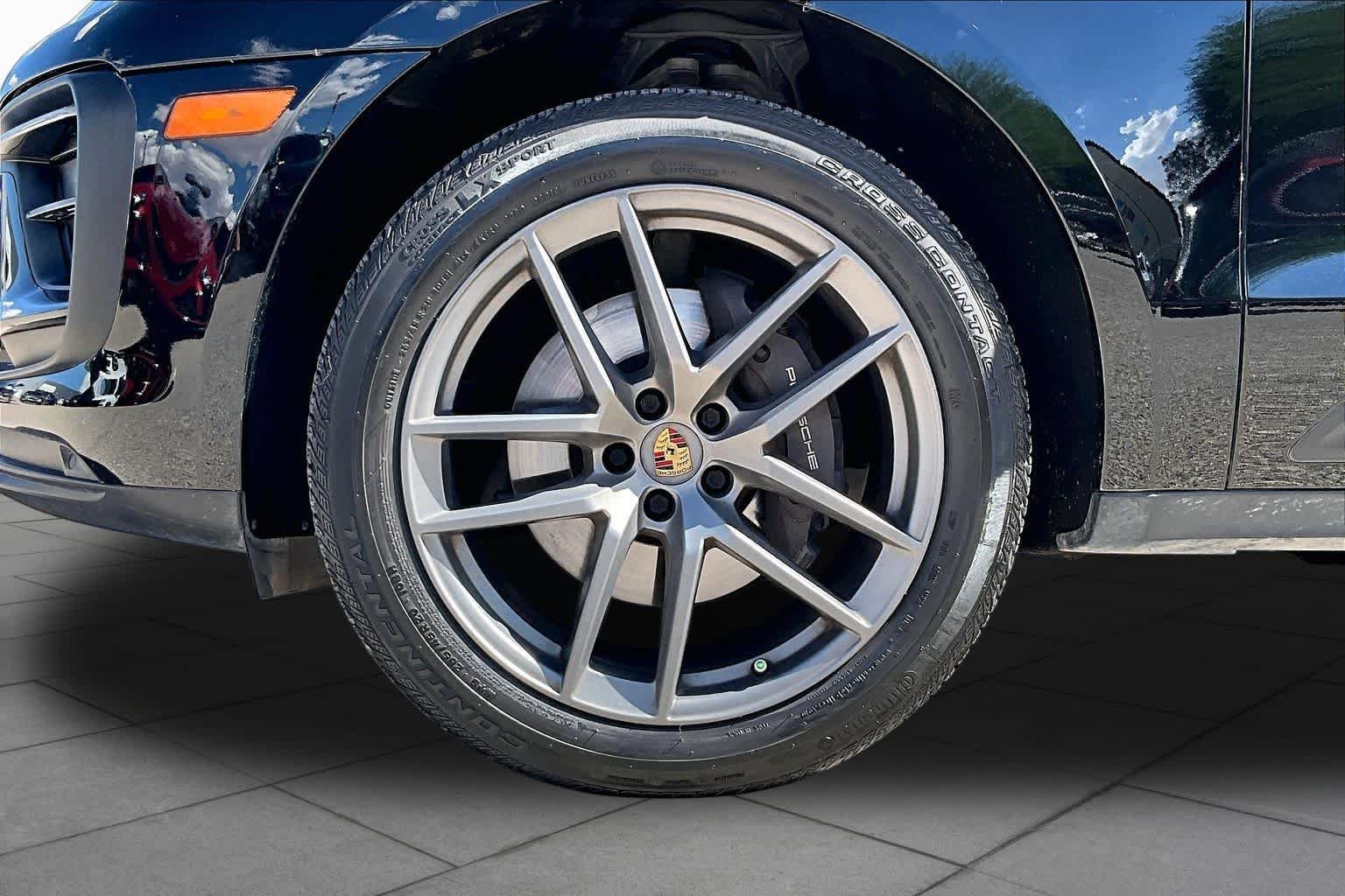 Used 2022 Black Porsche  image 10