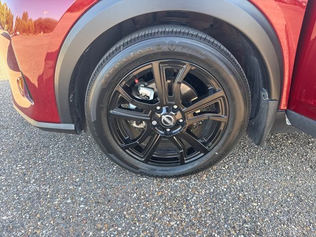 Used 2024 Red Nissan SR image 26