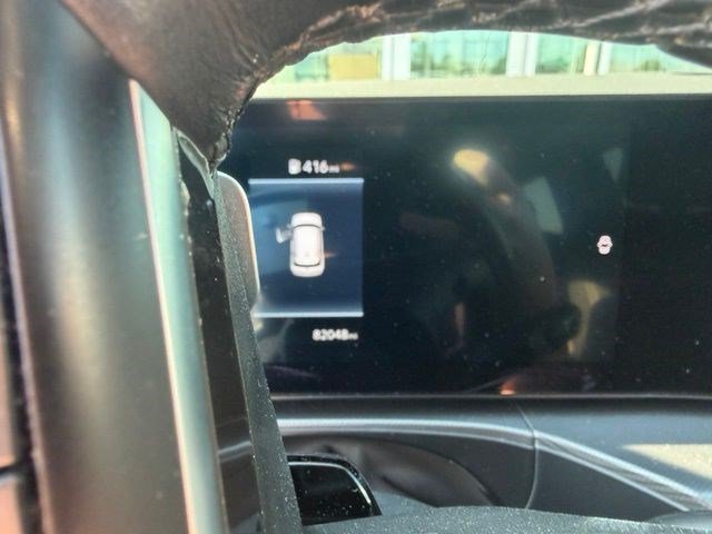 Used 2026 Phantom Black Hyundai SEL image 5