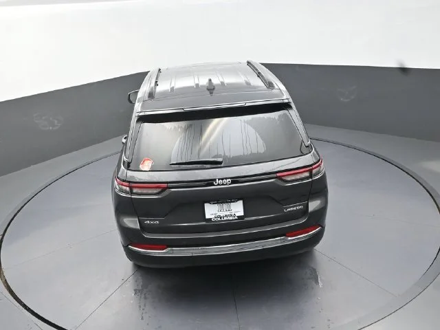 New 2026 Baltic Gray Metallic Clear-Coat Exterior Paint Jeep Laredo X image 15