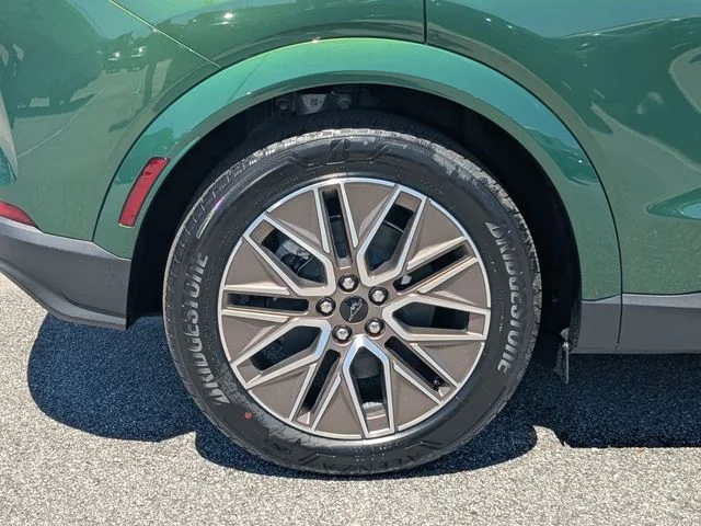 New 2026 Green Ford Premium image 10