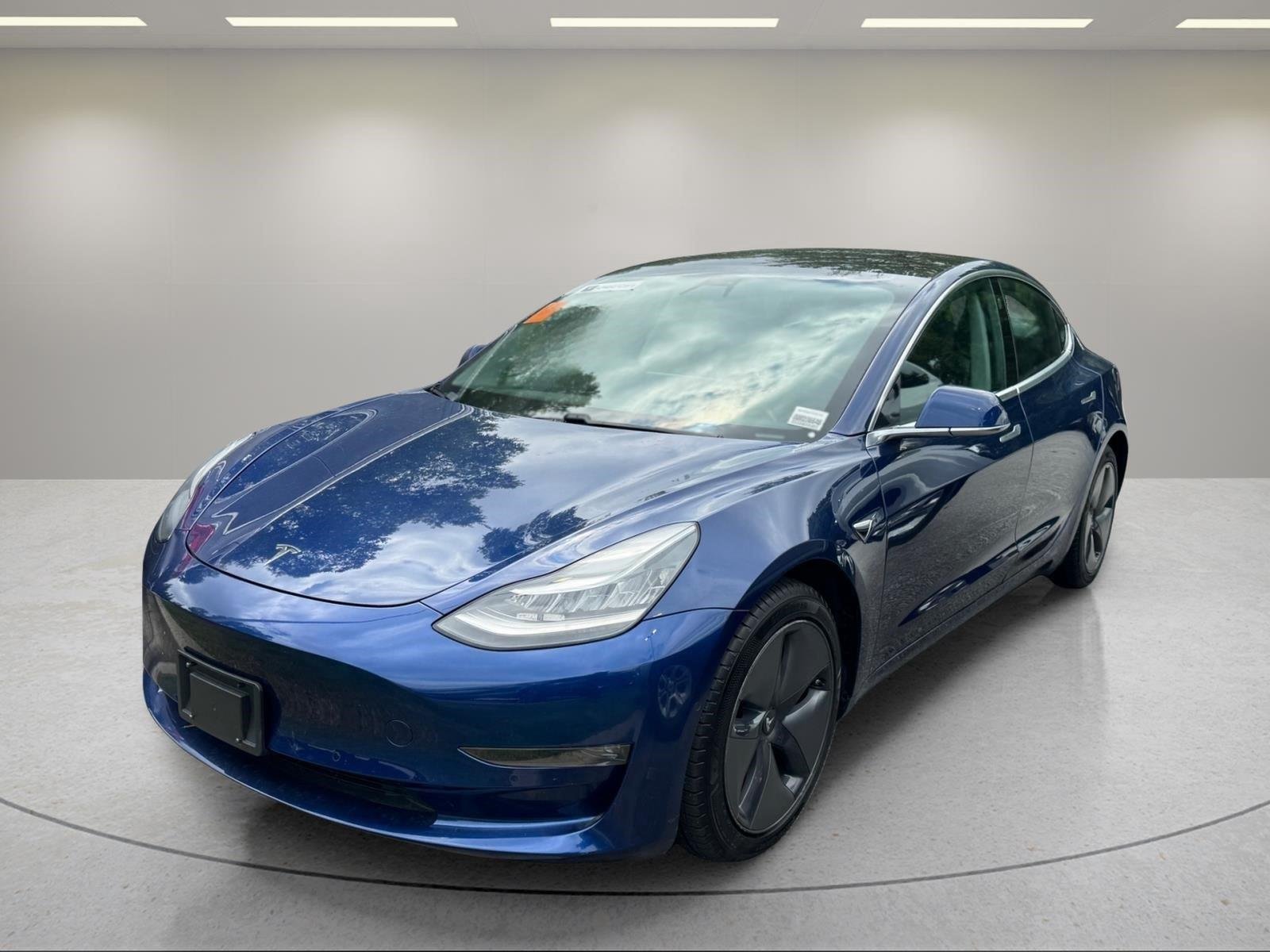 Used 2020 Deep Blue Metallic Tesla Long Range image 1