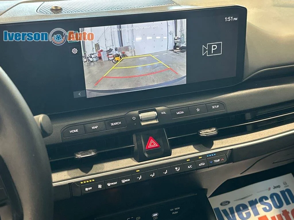 Used 2025 Steel Gray Kia LXS image 21