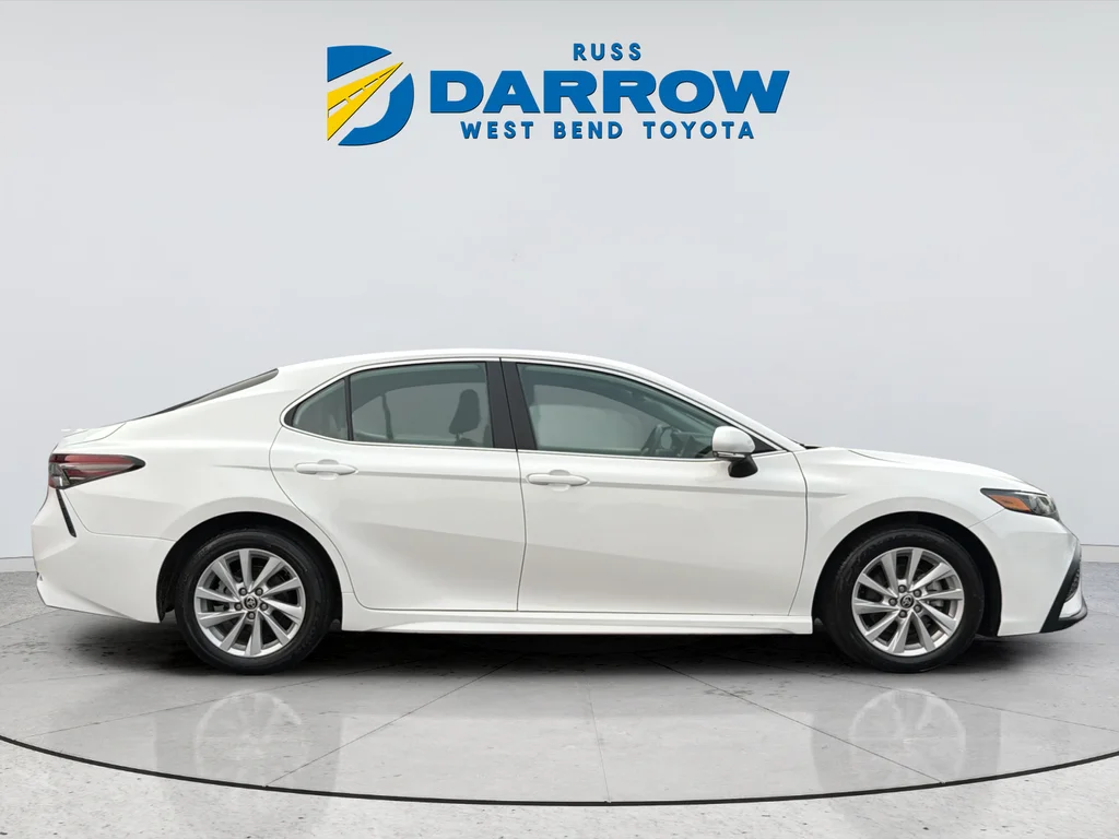 Used 2024 White Toyota  image 6