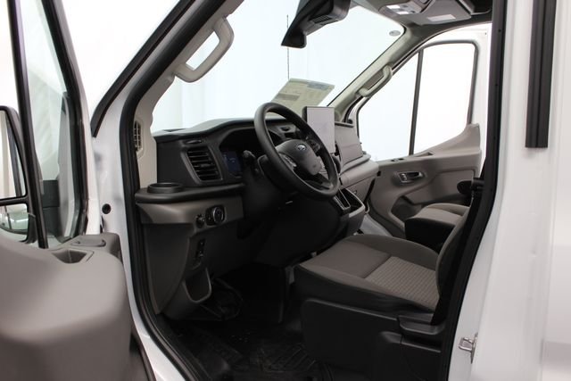 New 2026 Oxford White Ford Cargo Van image 14