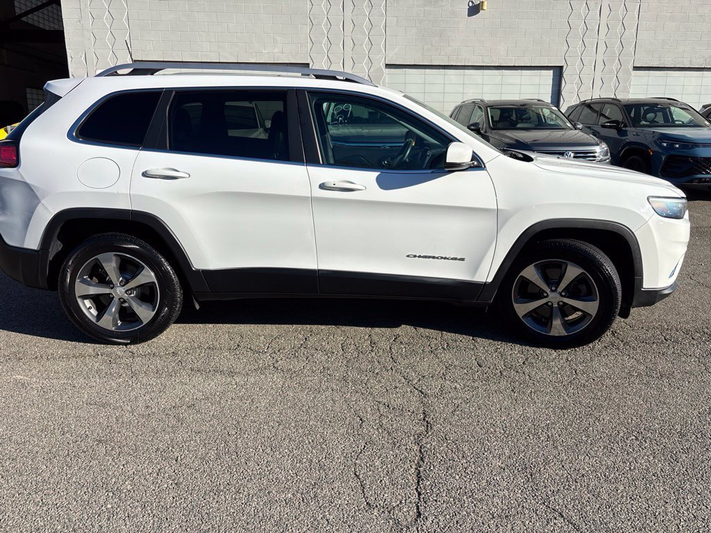 Used 2019 White Jeep Limited image 7