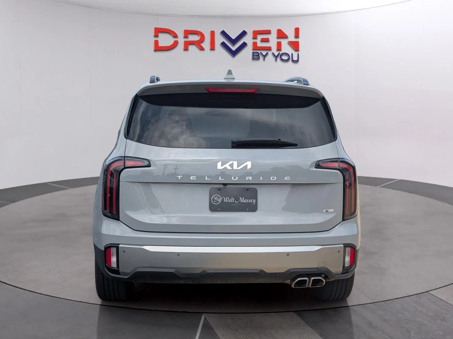 Used 2023 Wolf Gray Kia SX X-Line image 4