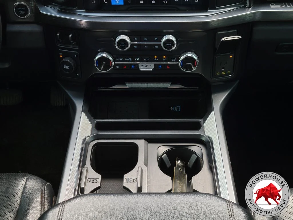 Used 2024 Silver Ford Lariat image 21