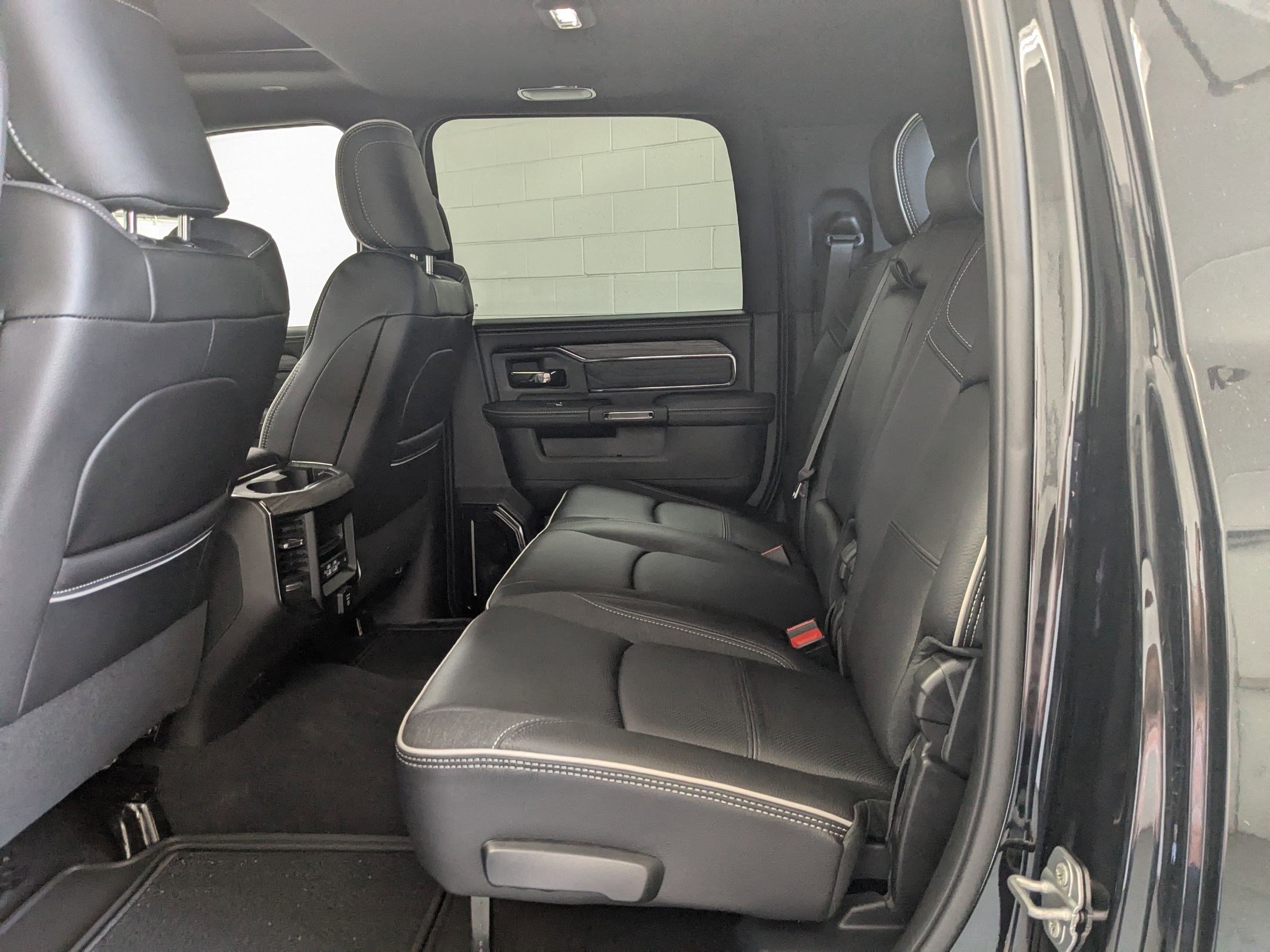 2025 RAM 2500 Limited - Photo 17