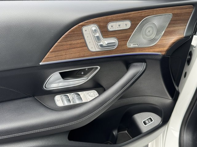 2025 Mercedes-Benz GLE GLE580 - Photo 9