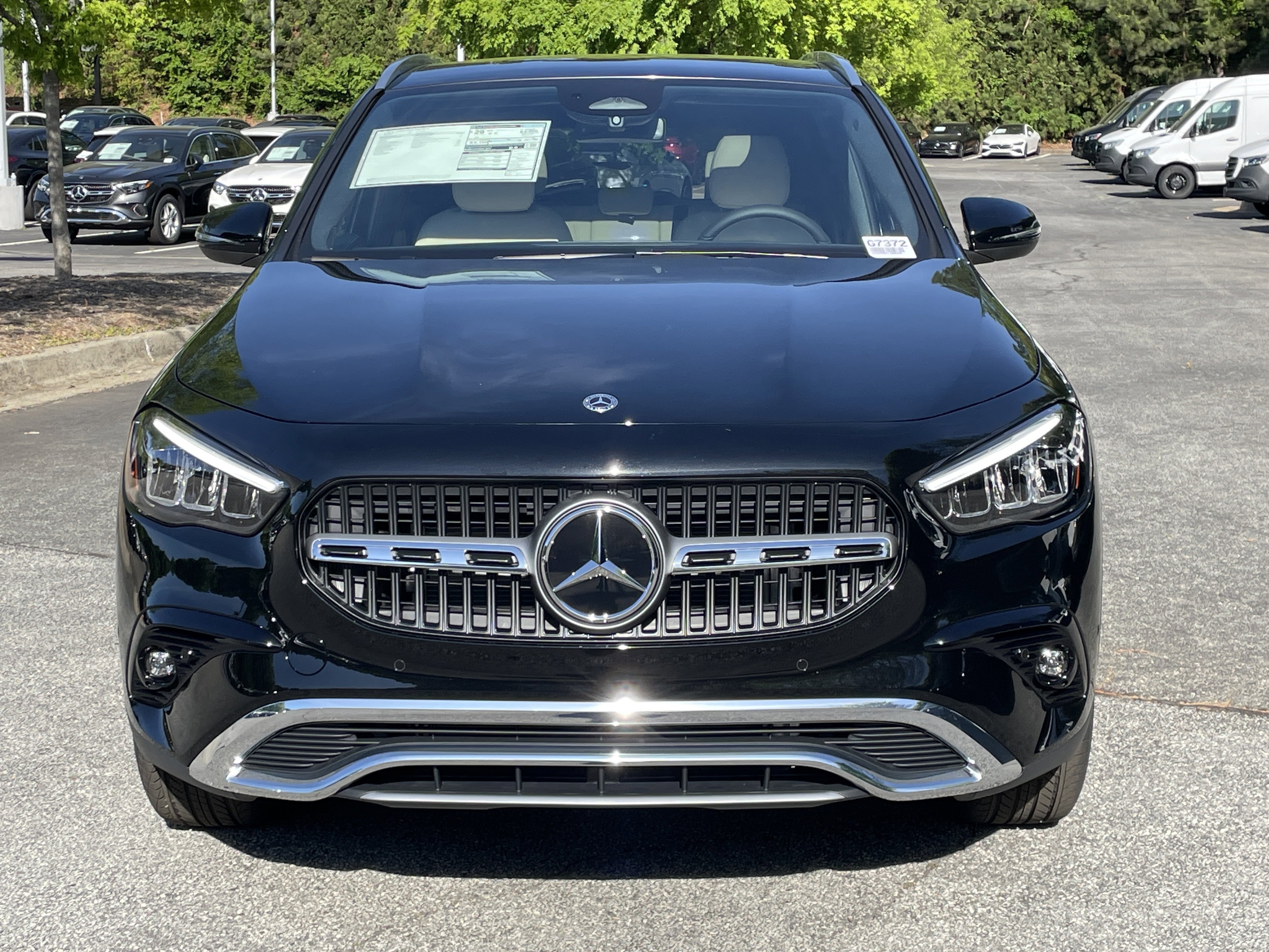 New 2026 Cosmos Black Metallic Mercedes-Benz GLA 250 SUV image 3