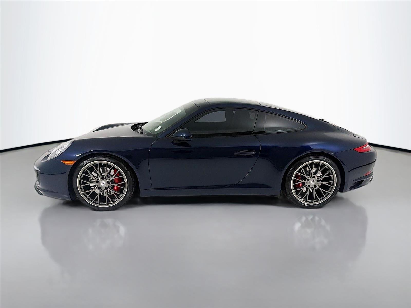 Used 2018 Night Blue Metallic Porsche Carrera S image 2