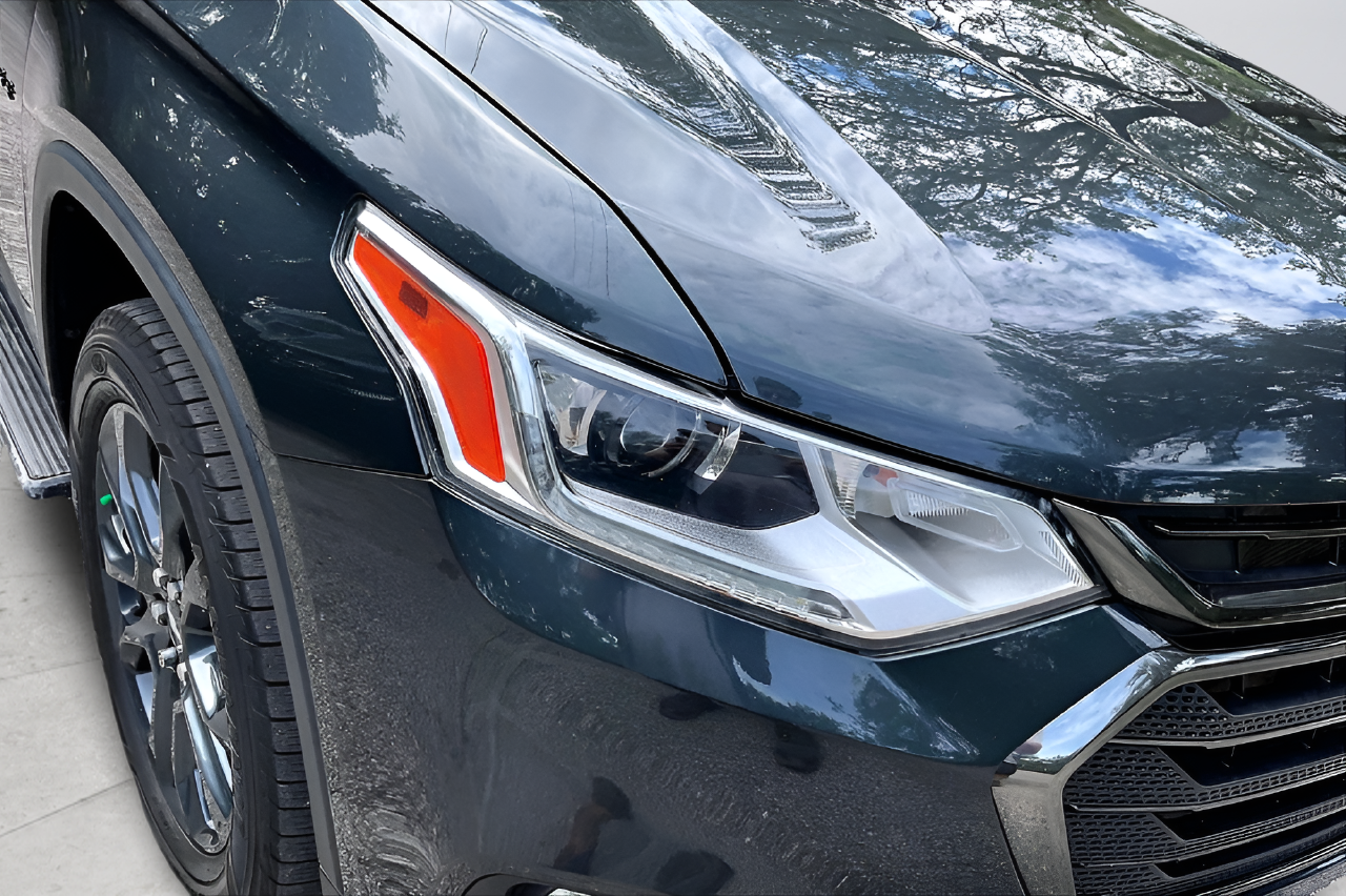 Used 2021  Chevrolet RS image 33