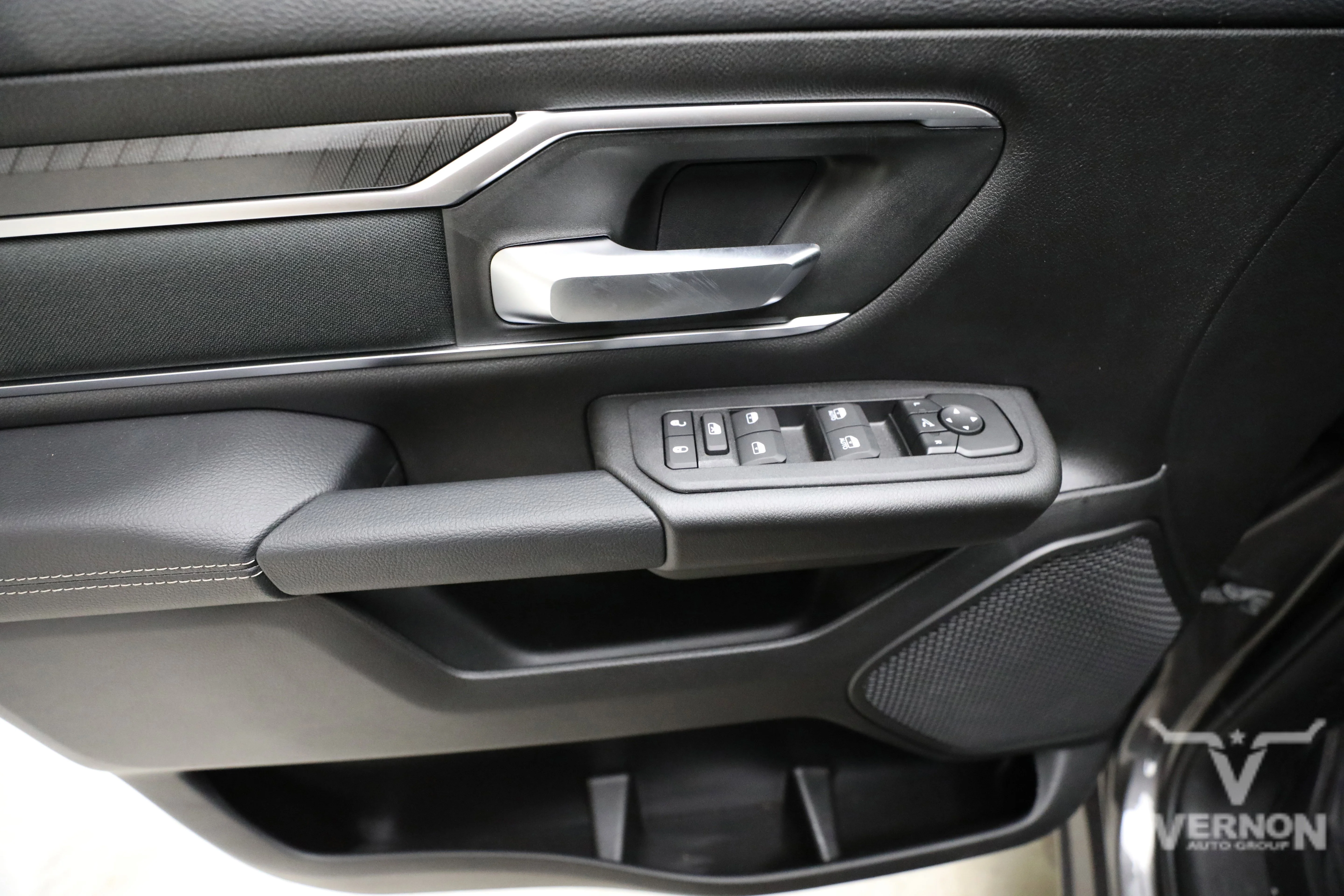 New 2026 Ram 1500 SLT Lonestar Crew Cab 4x4
