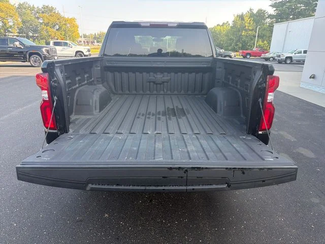 Used 2021 Black Chevrolet RST image 28