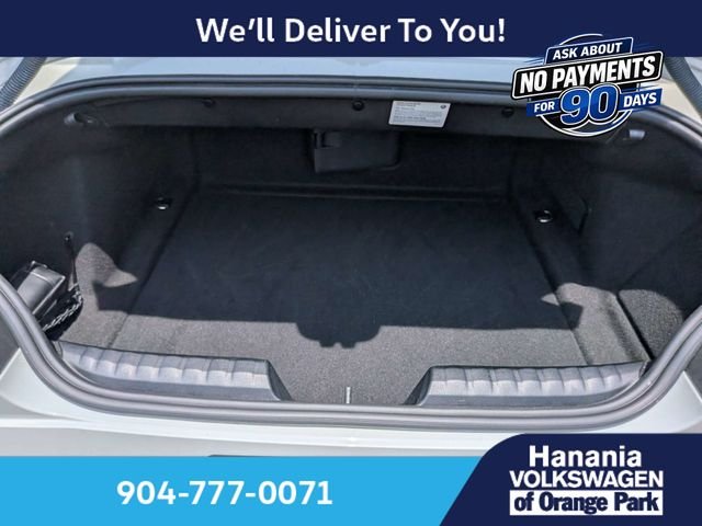 Used 2020 White BMW sDrive30i image 14