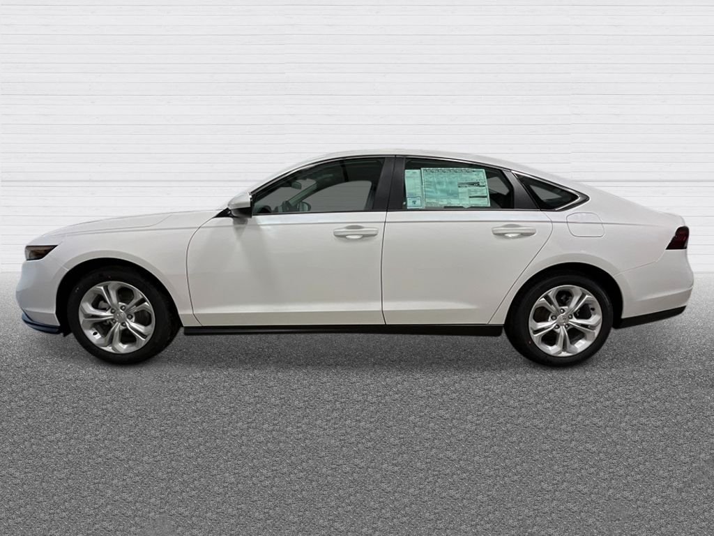 New 2026 Platinum White Pearl Honda LX image 2
