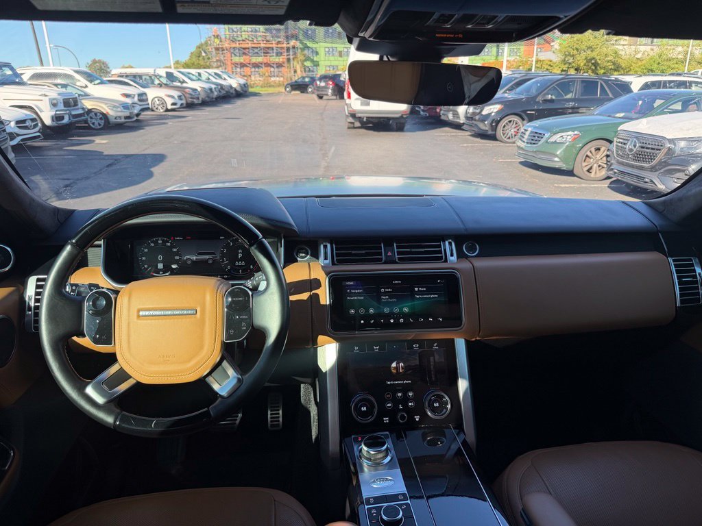 Used 2022  Land Rover Autobiography image 8