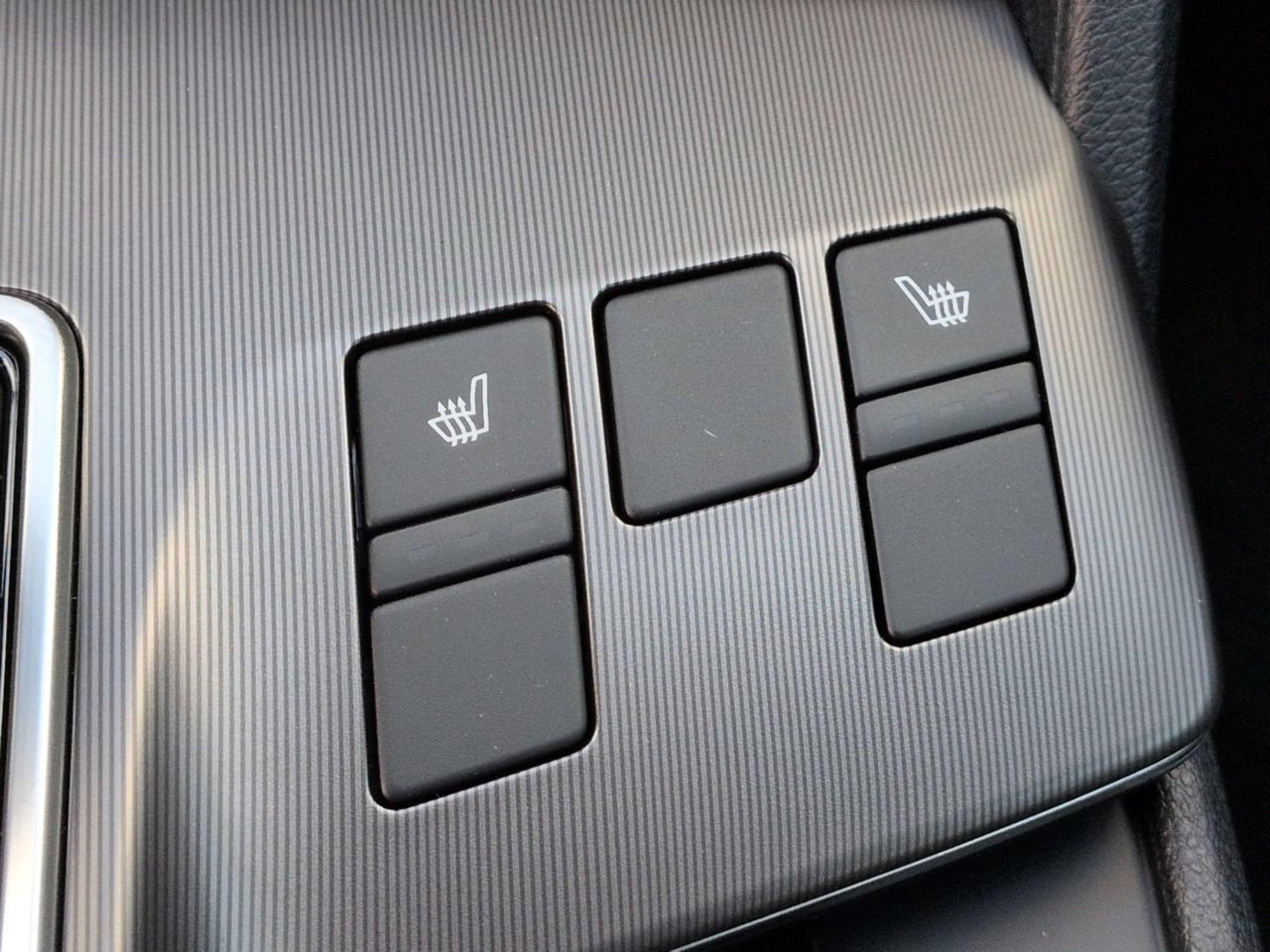 New 2026 Wolf Gray Kia EX image 26