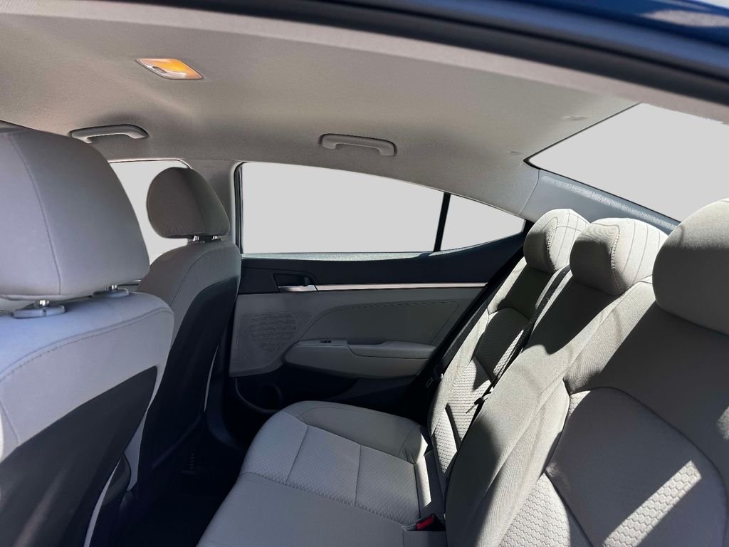 2020 Hyundai Elantra SE - Photo 10