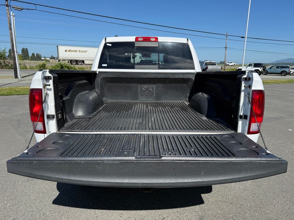 Used 2019 White Ram SLT image 11