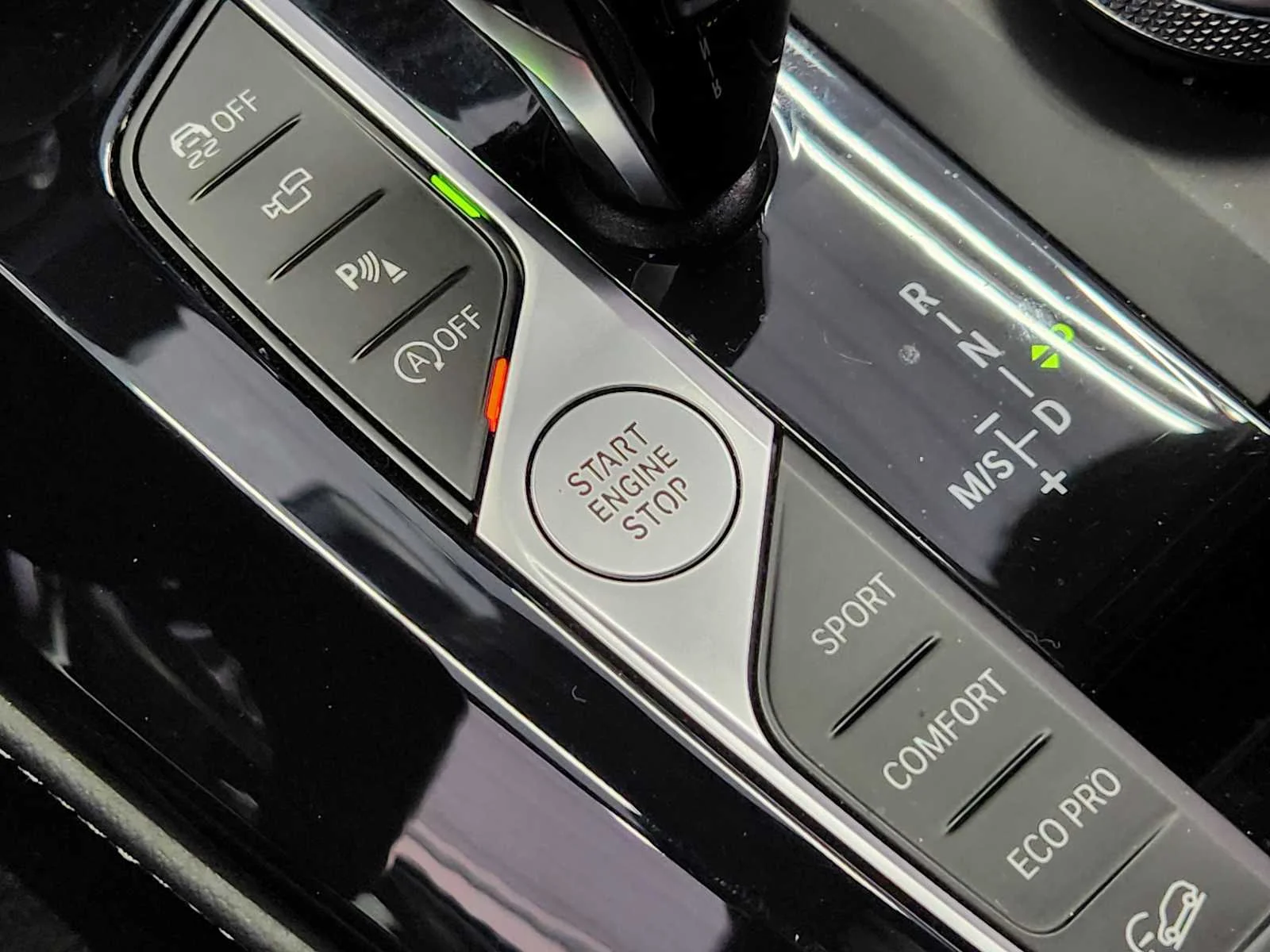 Used 2024 Brooklyn Grey Metallic BMW xDrive30i image 16