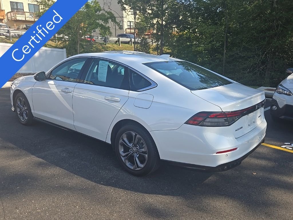 Certified Used 2025 Platinum White Pearl Honda EX-L image 8