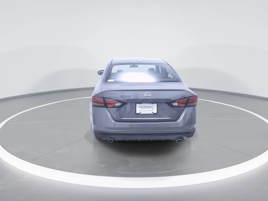 Used 2025 Gray Nissan 2.5 SR image 6