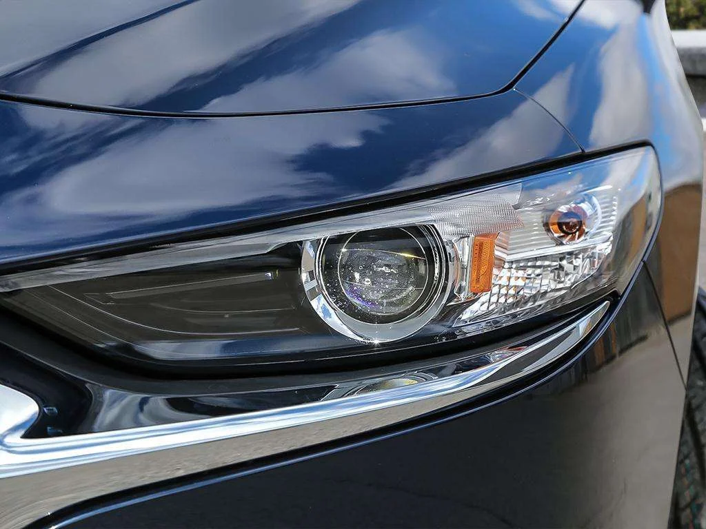 New 2026 Deep Crystal Blue Mica Mazda GX image 10