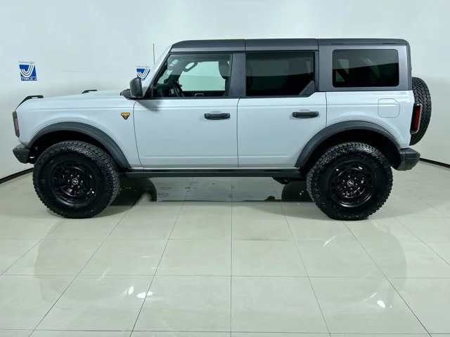 New 2026 AVALANCHE GRAY Ford Badlands 4-Door Hard Top w/Sasquatch & Lux Package image 5