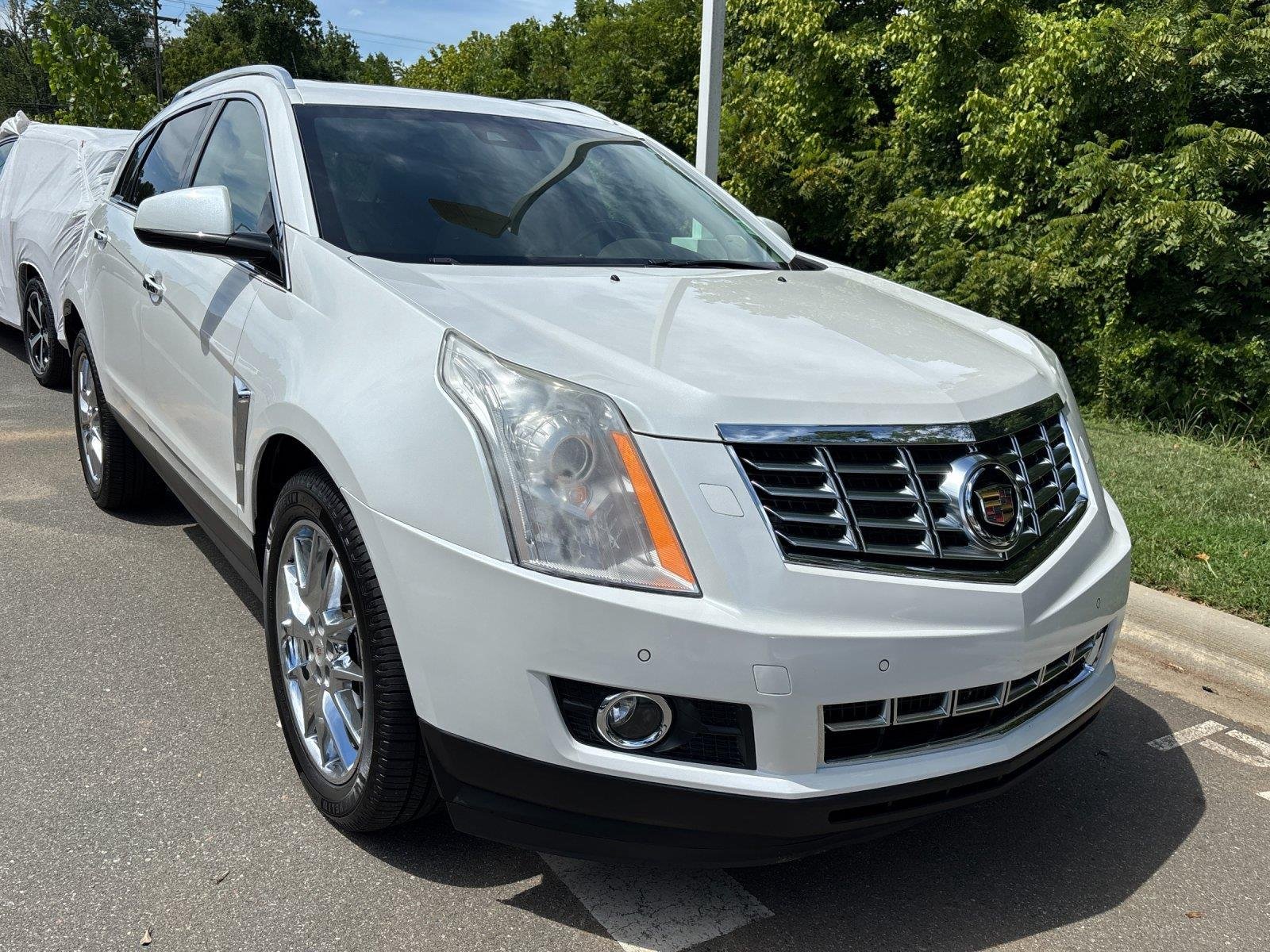 Used 2013 Platinum Ice Tricoat Cadillac Performance Collection image 7